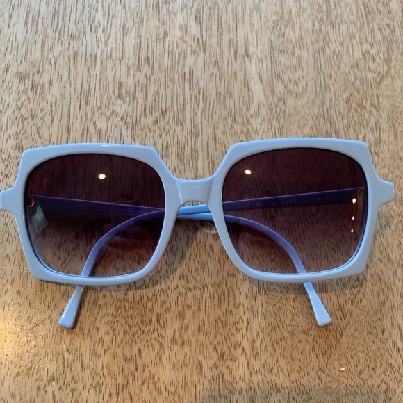 See Sunglasses - Picture 1 of 7